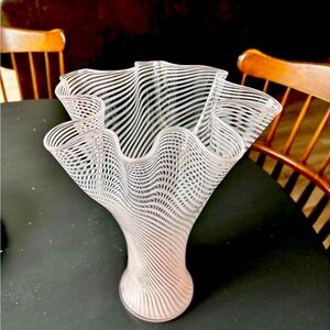 Authentic *Fratelli Toso* “A Canne" Murano Art Pink Swirl Hand Blown Glass Vase